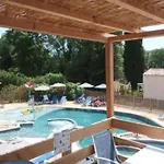 Sur Pilotis Avec Terrasse Pour 5 Personnes - Api-1-52-1504 *