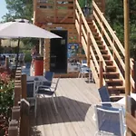 Kemp Sur Pilotis Avec Terrasse Pour 5 Personnes - Api-1-52-1504 *