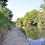 Sur Pilotis Avec Terrasse Pour 5 Personnes - Api-1-52-1504 *
