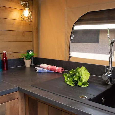 Sur Pilotis Avec Terrasse Pour 5 Personnes - Api-1-52-1504