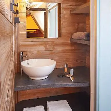 Sur Pilotis Avec Terrasse Pour 5 Personnes - Api-1-52-1504 Kemp *